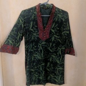 Lakshita tunic